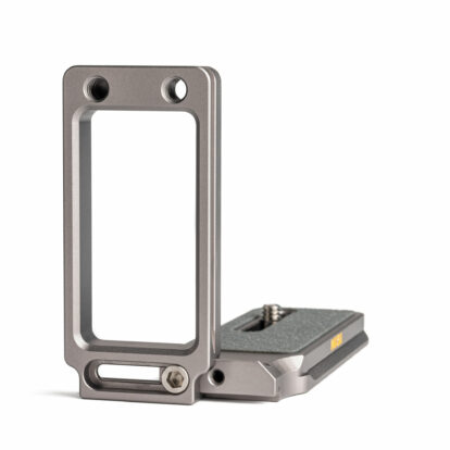 NiSi PRO NLP-S Ayarlanabilir L Bracket (Tripod bağlantı noktası kamera tabanının lense yakın kısmında olan kameralar için)