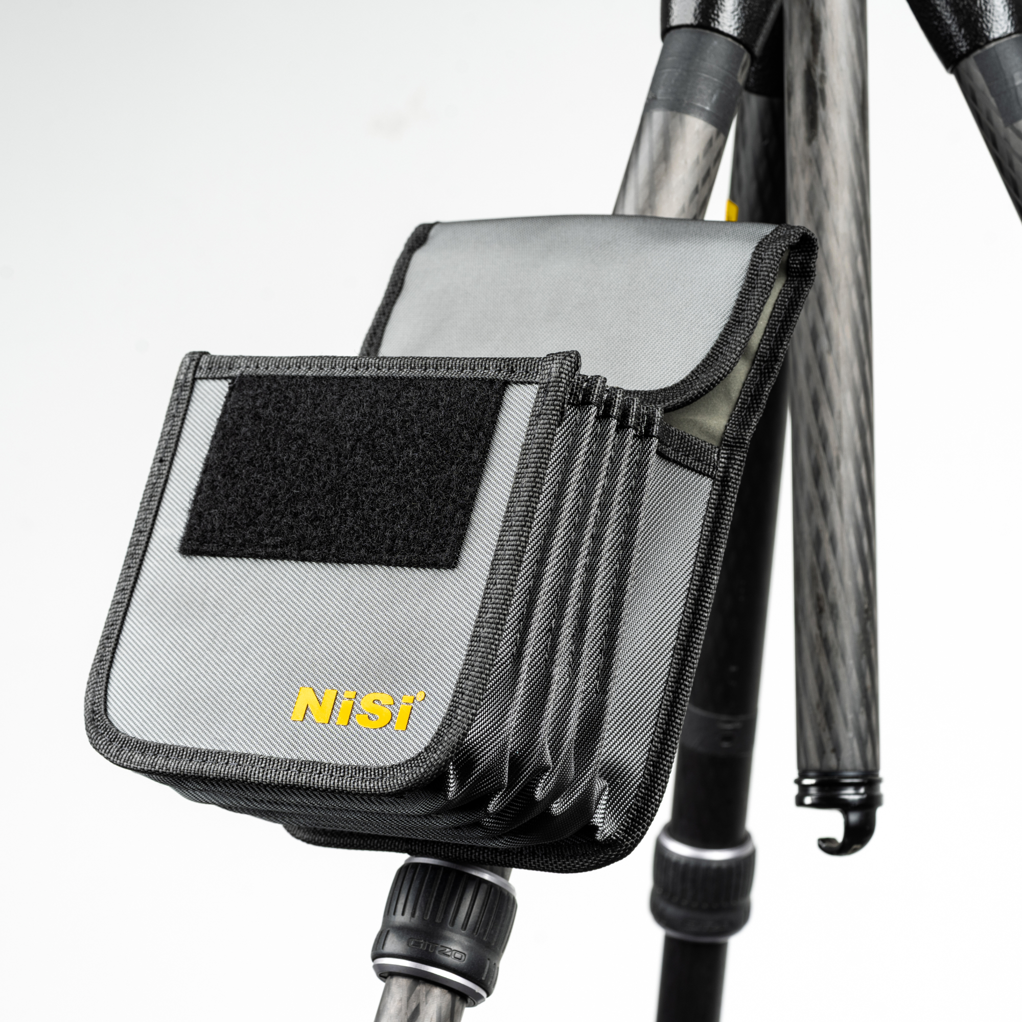 DSC09417-1.jpg NiSi JetMag Pro MAXMAG Filter Pouch